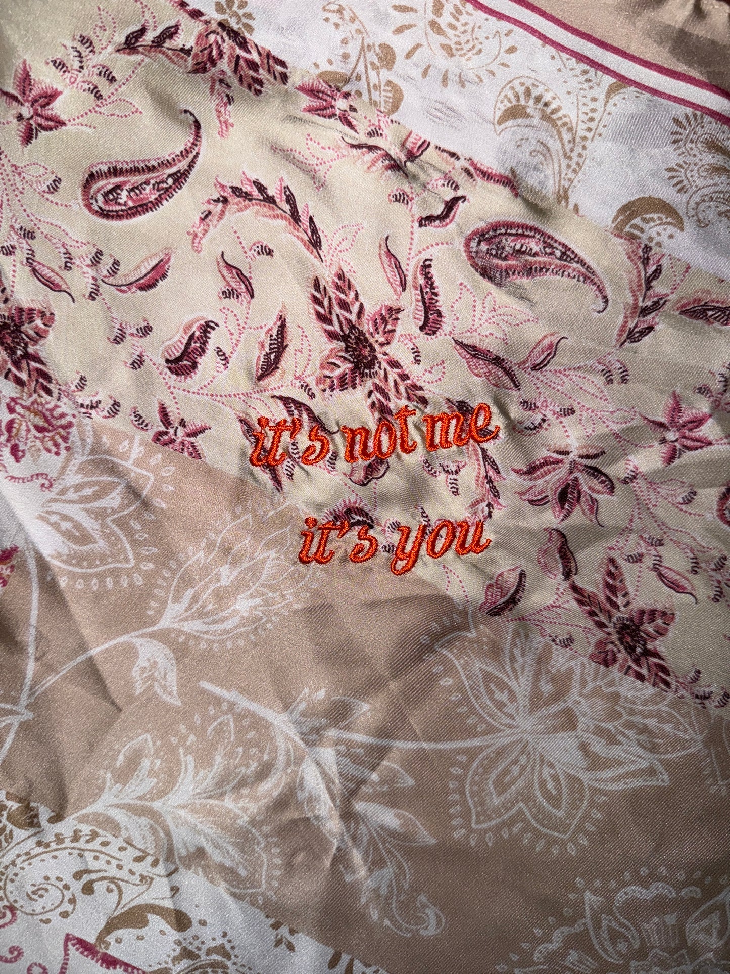 ITS NOT ME ITS YOU Besticktes Tuch Vintage