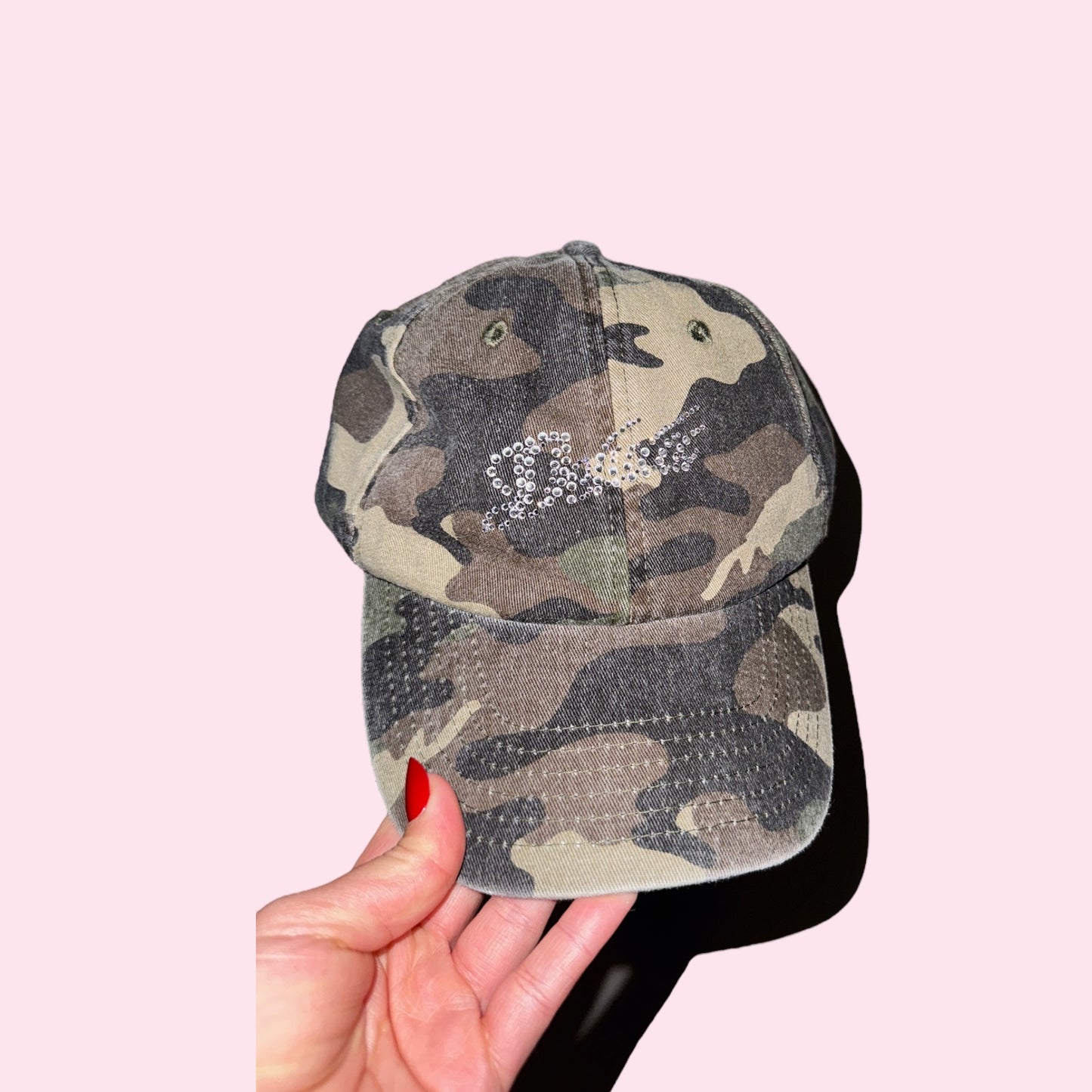 DELULU strass cap / camouflage