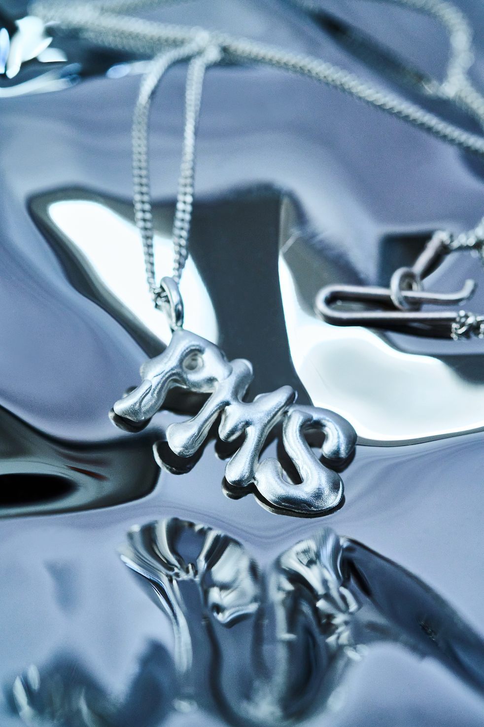 X ANNA-LENA STEIDLE PMS PENDANT