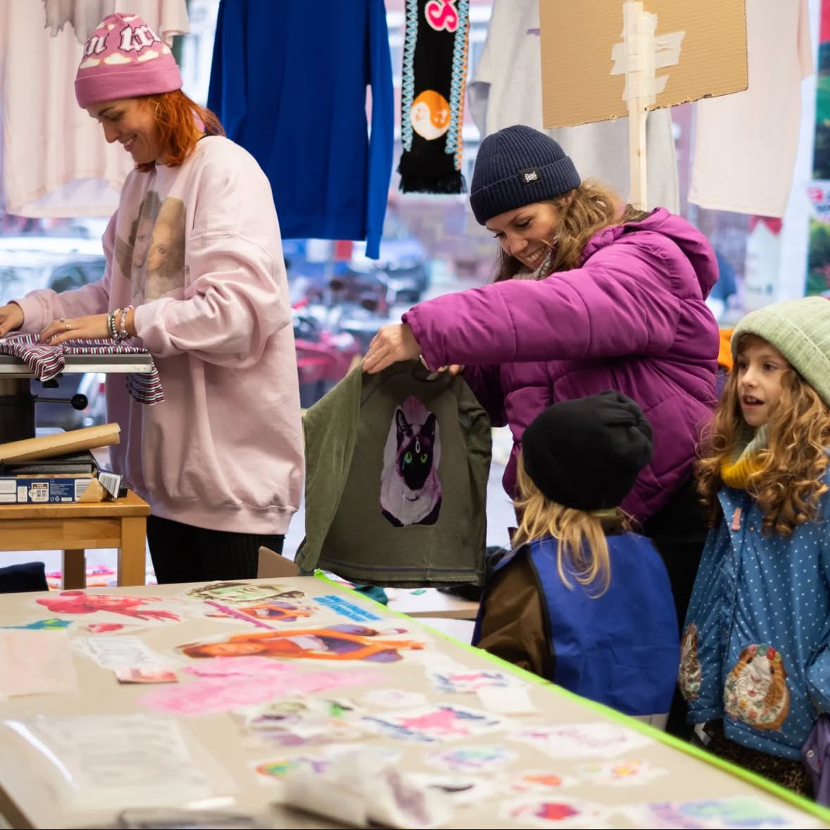 Bedazzling Workshop mit The Propcorner "Stop in the Name of Love"