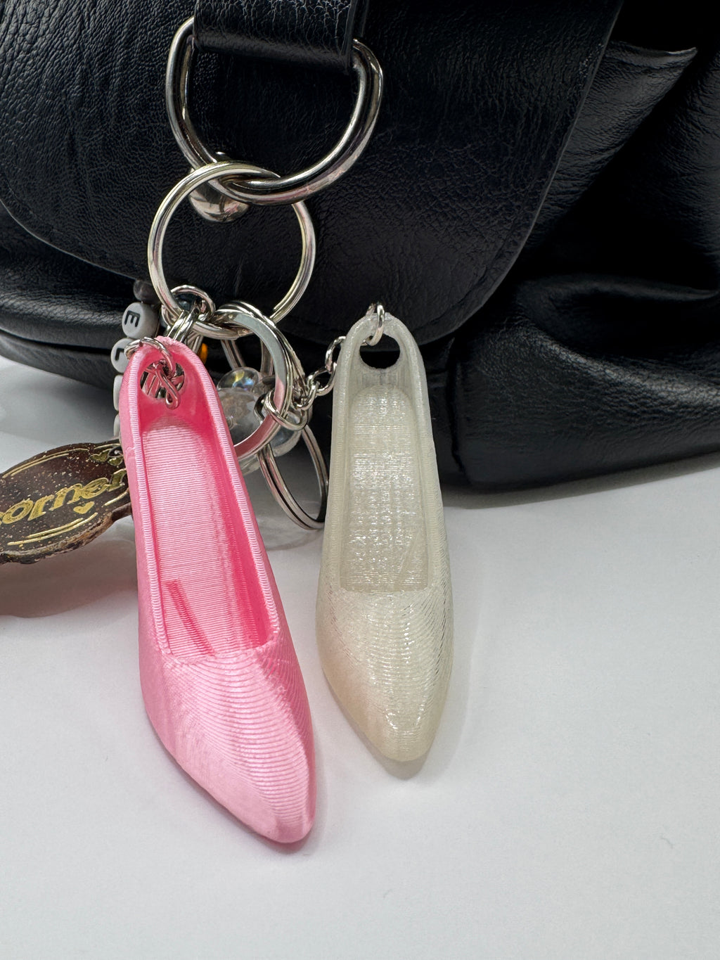 CINDERELLA SHOE KEYRING DIFFERENT COLORS
