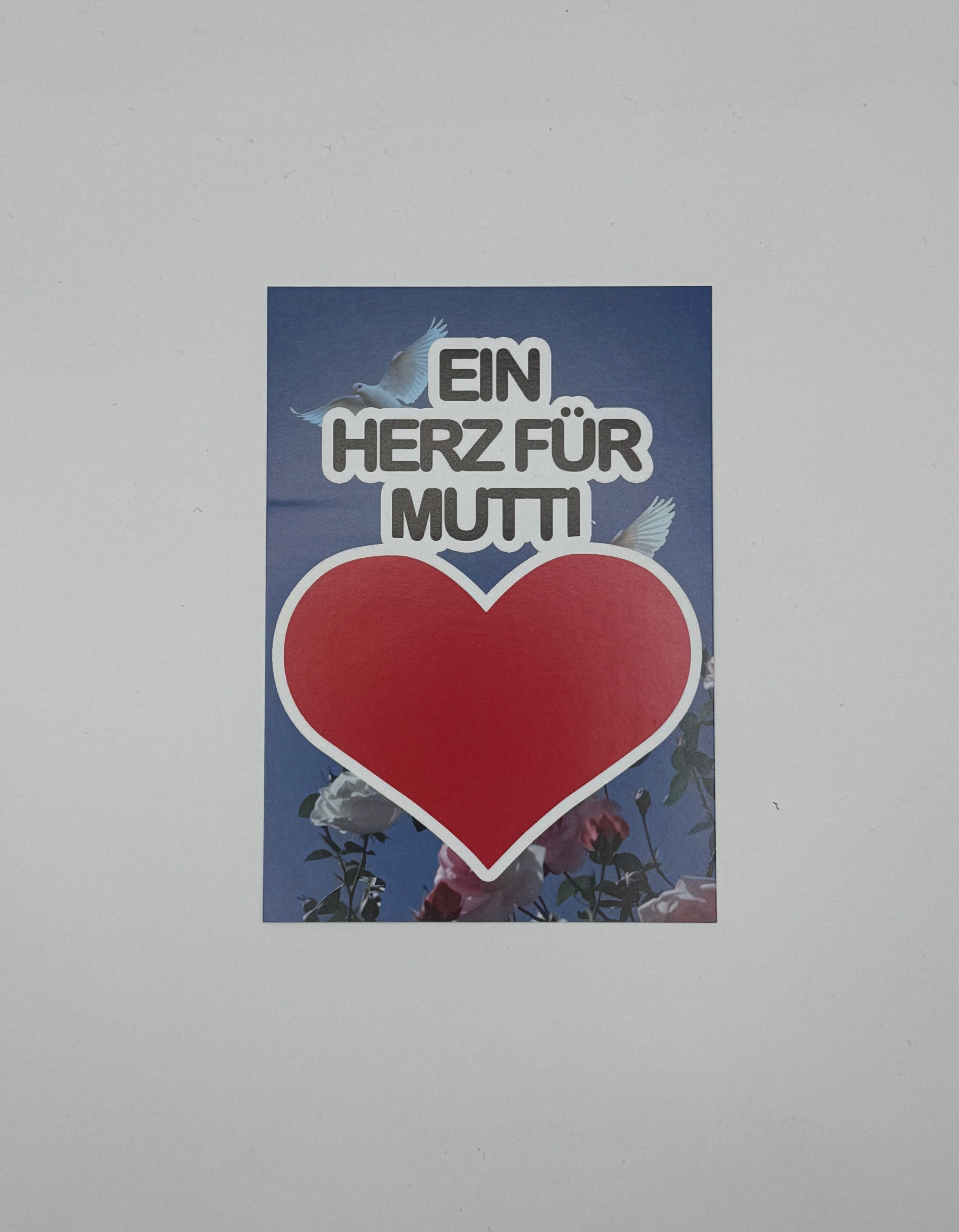 EIN HERZ FÜR MUTTI POSTCARD