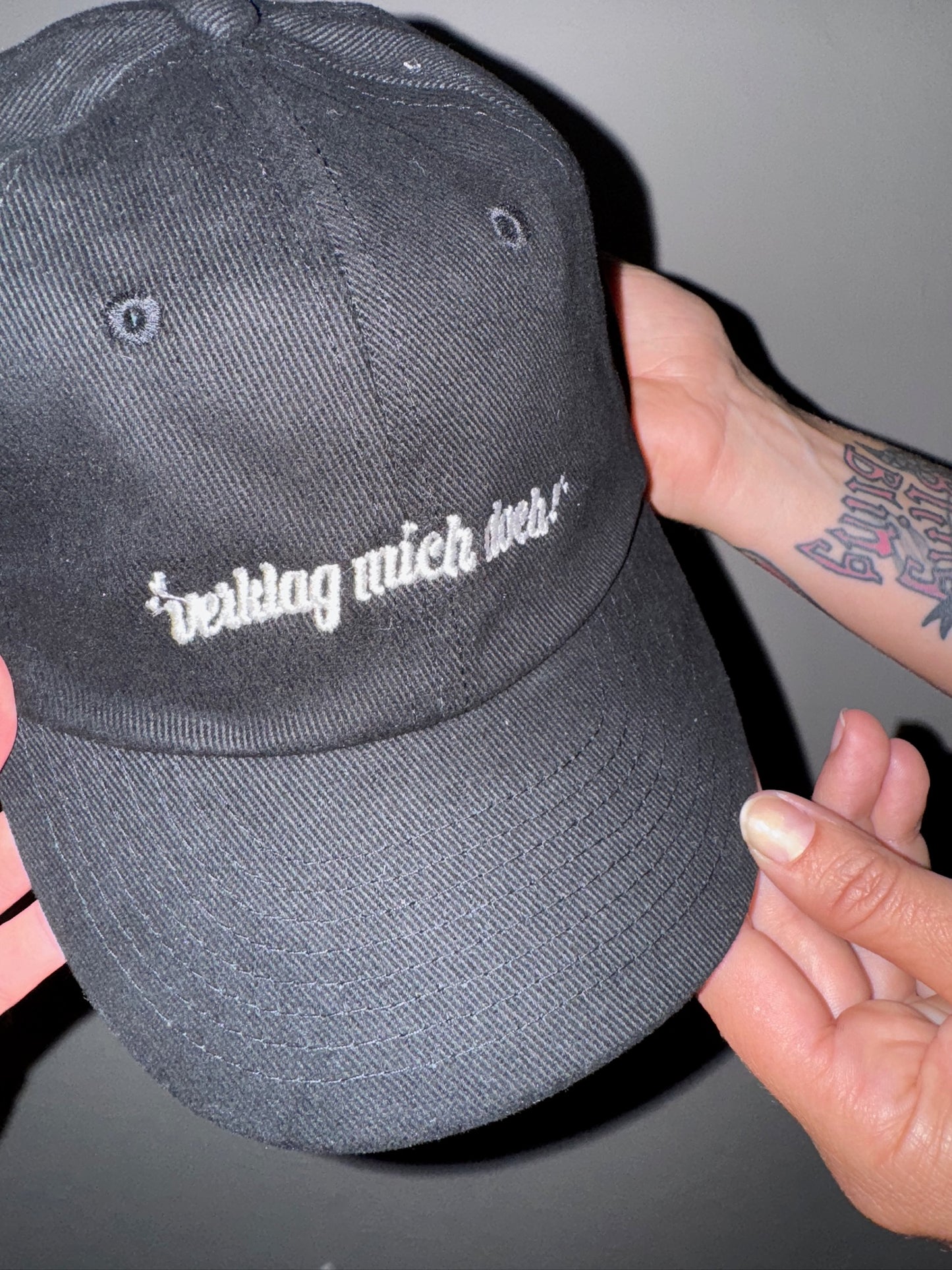 VERKLAG MICH DOCH cap