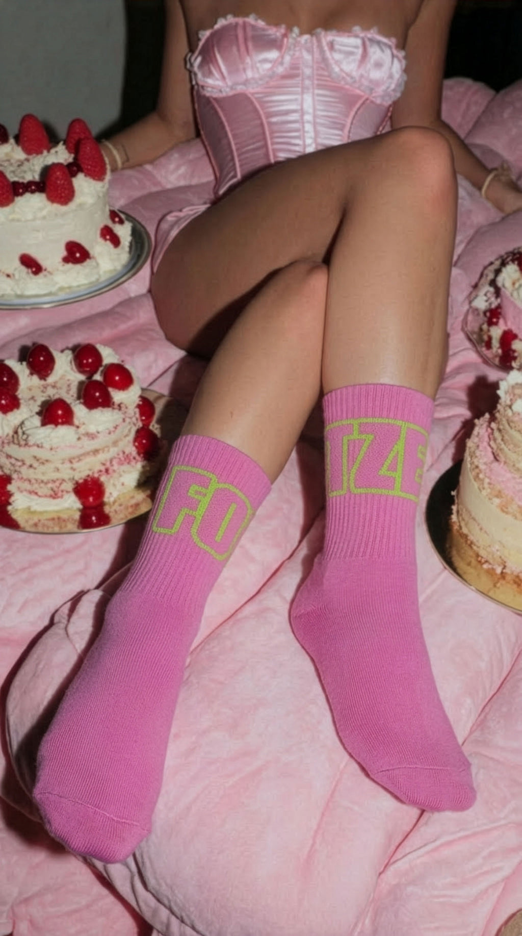 F0TZE SOCKS DIFFERENT COLORS