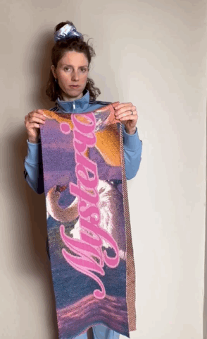 MYSTERIOUS BITCH Merino Schal