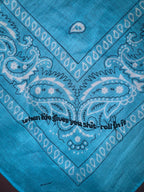 WHEN LIFE GIVES YOU SHIT HUNDE-HALS-BANDANA DIFFERENT COLORS