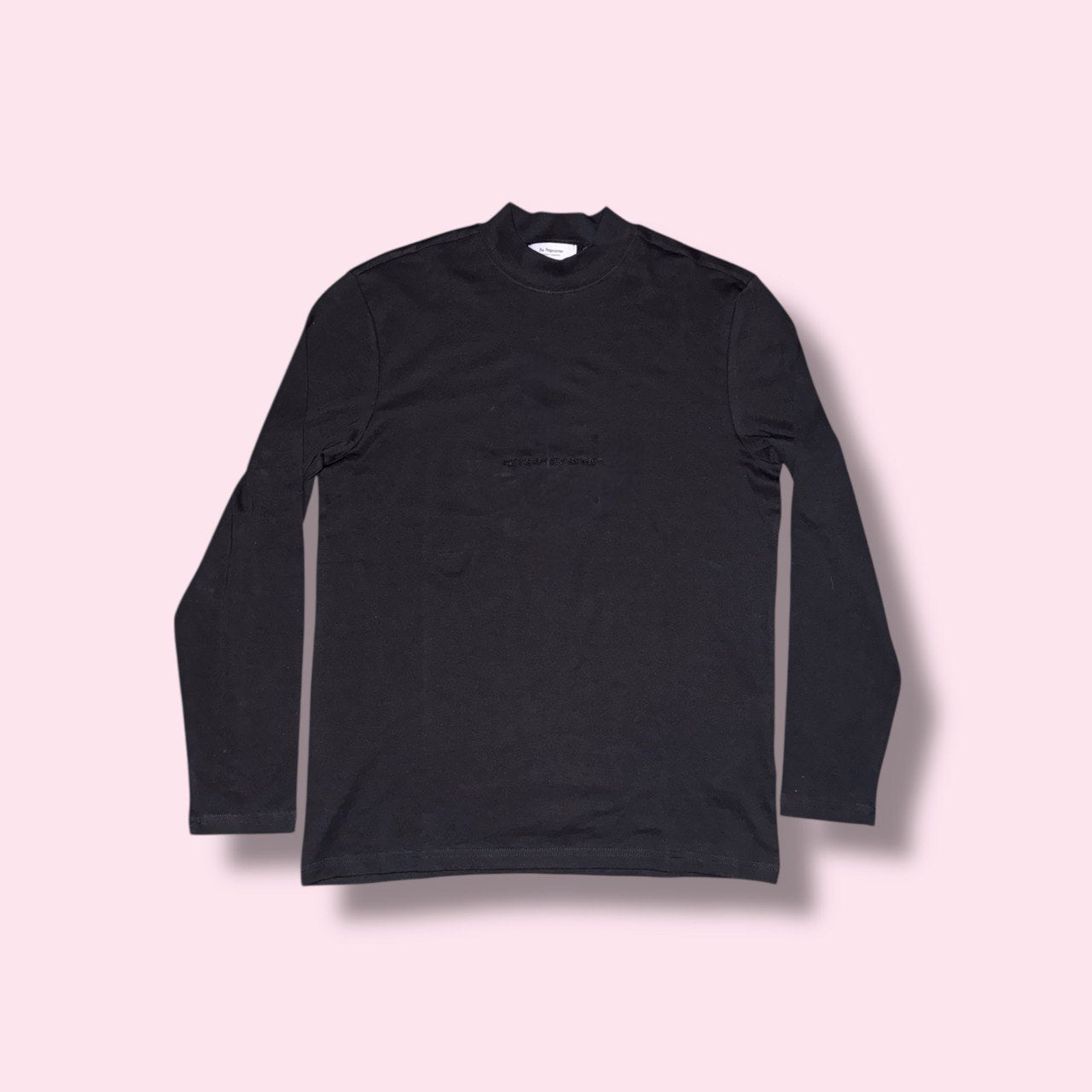 HIGH-NECK LONGSLEEVE X SOFT CURATED