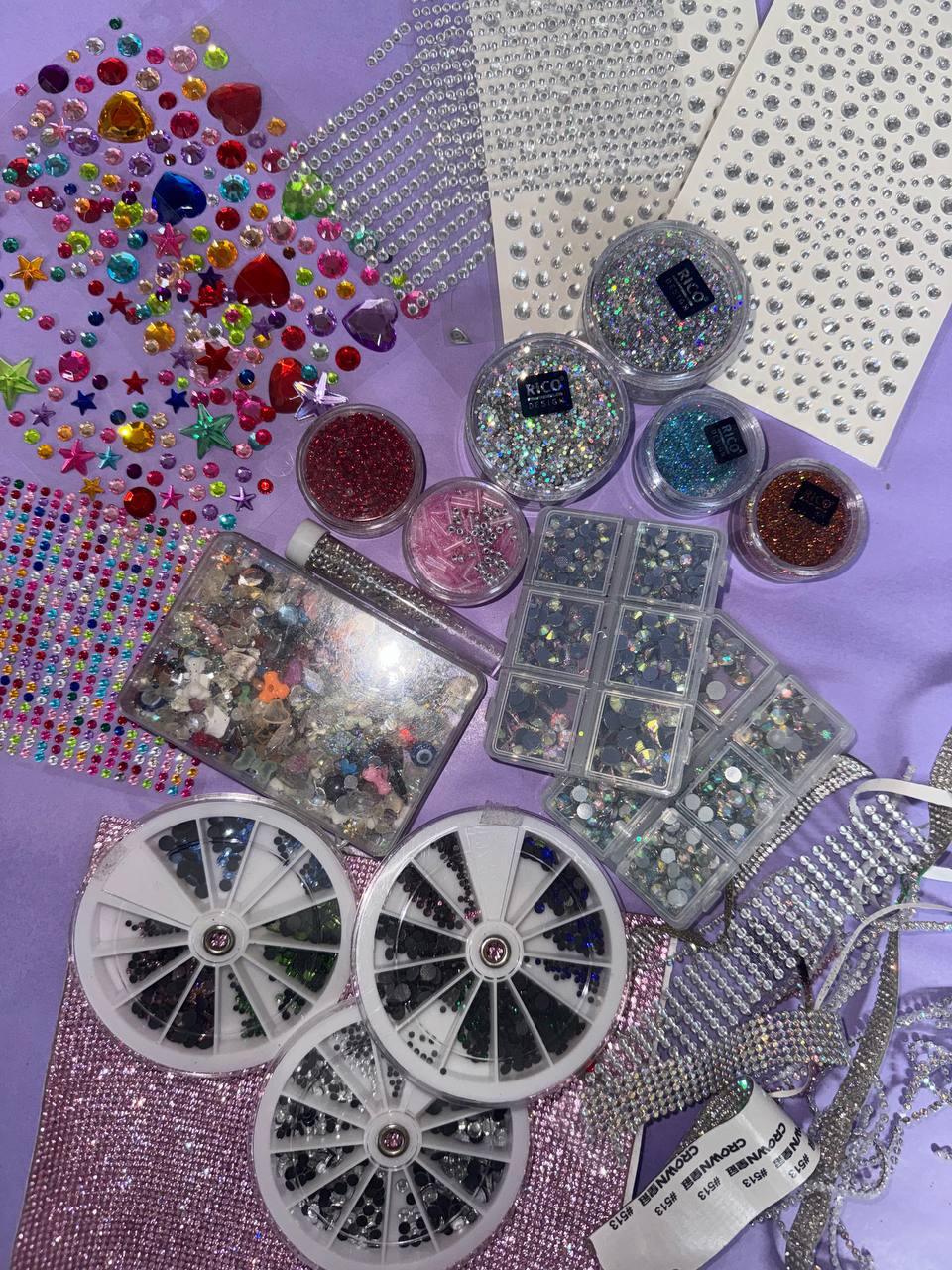Bedazzling Workshop mit The Propcorner "Stop in the Name of Love"